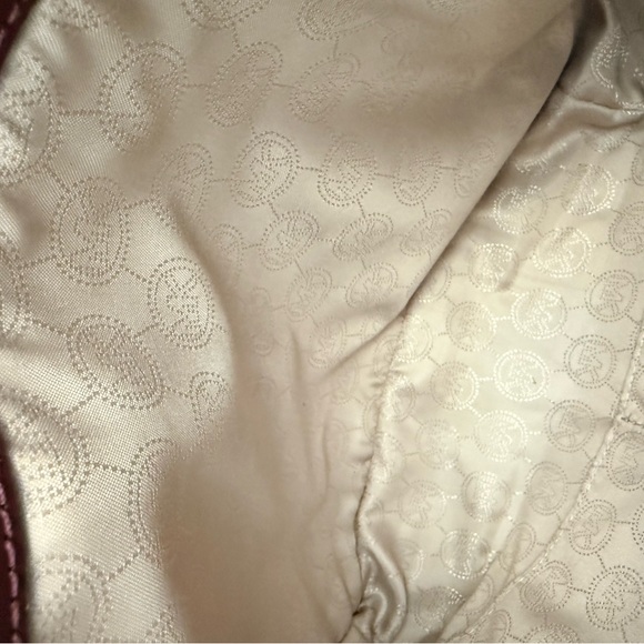 Michael Michael Kors Burgundy Tote and Wallet Set - Picture 6 of 9